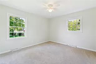 403 E McPherson Dr, Mebane, NC 27302 - Photo 17