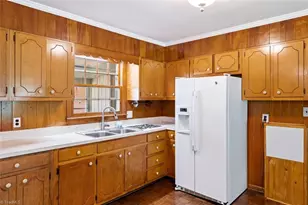 403 E McPherson Dr, Mebane, NC 27302 - Photo 11