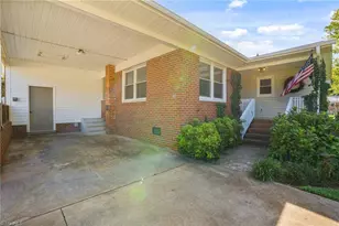910 Pine Knoll St, Liberty, NC 27298 - Photo 7