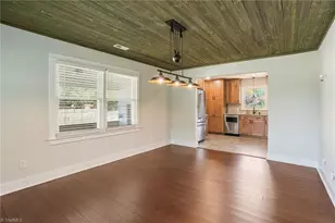 910 Pine Knoll St, Liberty, NC 27298 - Photo 15
