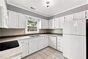 420 Herndon Dr, Winston-Salem, NC 27104 - Photo 11