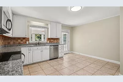 3016 Kinnamon Road, Winston-Salem, NC 27104 - Photo 7