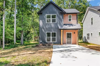 112 N Yadkin Avenue, Spencer, NC 28159 - Photo 1