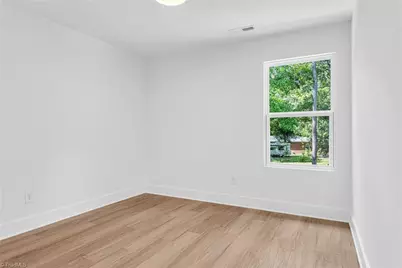 112 N Yadkin Avenue, Spencer, NC 28159 - Photo 25