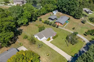 3803 Mulberry Ln, High Point, NC 27265 - Photo 29
