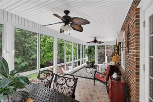 1380 Ridgewood Cir, Asheboro, NC 27203 - Photo 9