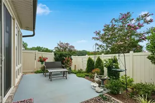 1009 Beechcrest Dr, Kernersville, NC 27284 - Photo 25