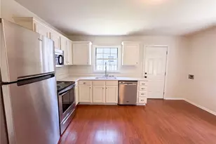 4154 Edgeware Rd, Winston-Salem, NC 27106 - Photo 3