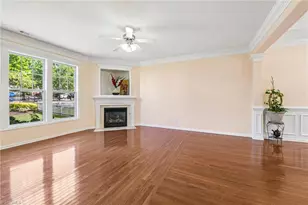 2080 Glenkirk Dr, Burlington, NC 27215 - Photo 13