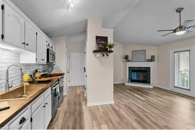 3701 Cotswold Terrace #7M, Greensboro, NC 27410 - Photo 7