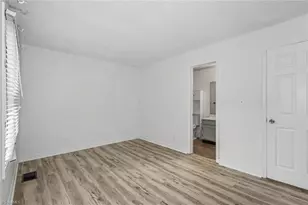 102 Wafco Ln, Greensboro, NC 27401 - Photo 21