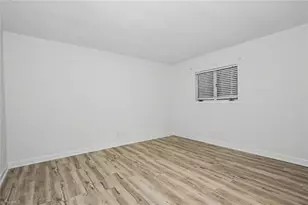 102 Wafco Ln, Greensboro, NC 27401 - Photo 11