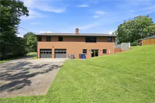 3539 New Walkertown Rd, Winston-Salem, NC 27105 - Photo 25