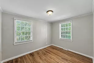 2010 Liberty Dr, Greensboro, NC 27408 - Photo 17