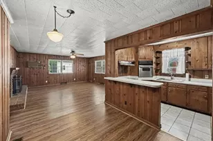 2010 Liberty Dr, Greensboro, NC 27408 - Photo 7