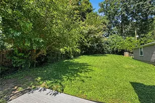 2010 Liberty Dr, Greensboro, NC 27408 - Photo 21