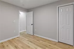 1009 Sykes Ave, Greensboro, NC 27405 - Photo 15