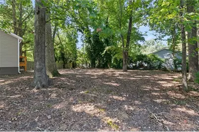 1009 Sykes Avenue, Greensboro, NC 27405 - Photo 23