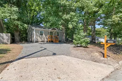 1009 Sykes Avenue, Greensboro, NC 27405 - Photo 3