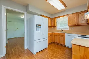 5360 Muirfield Dr, Lexington, NC 27295 - Photo 13