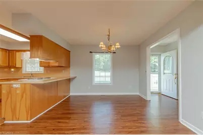 5360 Muirfield Drive, Lexington, NC 27295 - Photo 11