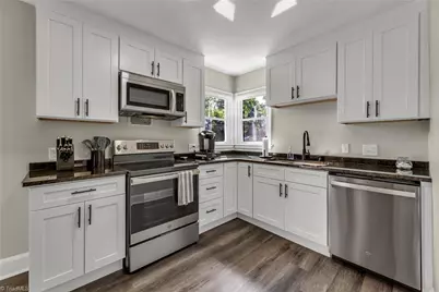 213 E Moore Avenue, High Point, NC 27263 - Photo 13