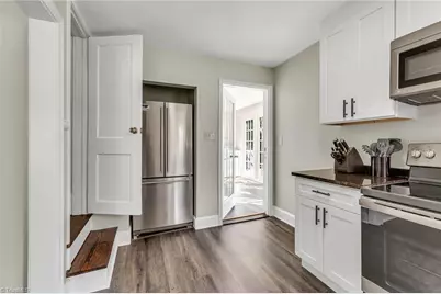 213 E Moore Avenue, High Point, NC 27263 - Photo 21