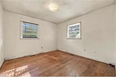 302 E 17th Street, Scotland Neck, NC 27874 - Photo 21