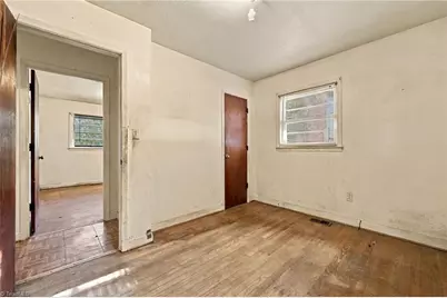 302 E 17th Street, Scotland Neck, NC 27874 - Photo 25