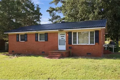 302 E 17th Street, Scotland Neck, NC 27874 - Photo 3