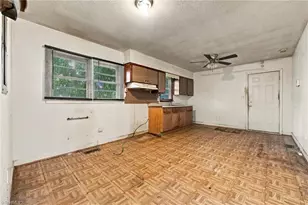 302 E 17th St, Scotland Neck, NC 27874 - Photo 17