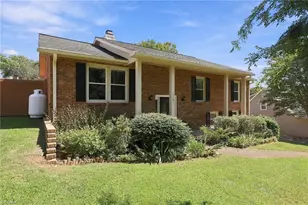 1181 Bebb Willow Ln, Lewisville, NC 27023 - Photo 3