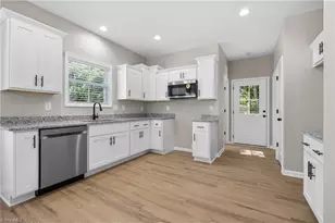 806 High St, Burlington, NC 27215 - Photo 19