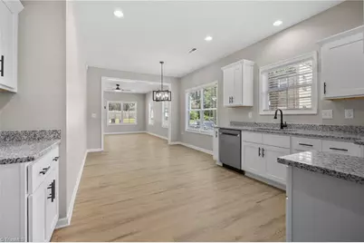 806 High Street, Burlington, NC 27215 - Photo 23