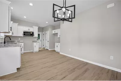 806 High Street, Burlington, NC 27215 - Photo 17