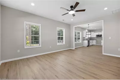 806 High Street, Burlington, NC 27215 - Photo 11