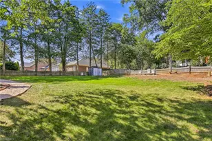 4025 Huntscroft Ln, Winston-Salem, NC 27106 - Photo 21
