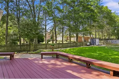 4025 Huntscroft Lane, Winston-Salem, NC 27106 - Photo 19