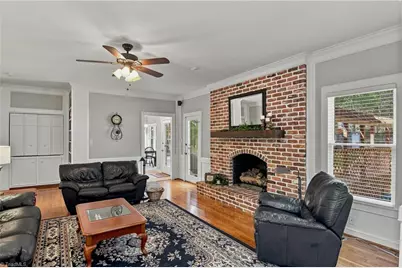 4025 Huntscroft Lane, Winston-Salem, NC 27106 - Photo 17