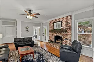4025 Huntscroft Ln, Winston-Salem, NC 27106 - Photo 17