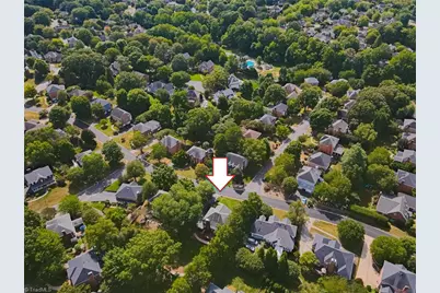 4025 Huntscroft Lane, Winston-Salem, NC 27106 - Photo 37