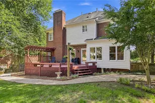 4025 Huntscroft Ln, Winston-Salem, NC 27106 - Photo 35