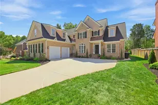 14 Middlefield Ct, Greensboro, NC 27455 - Photo 3