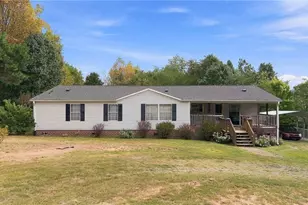 1150 Nature Ln, Walnut Cove, NC 27052 - Photo 5