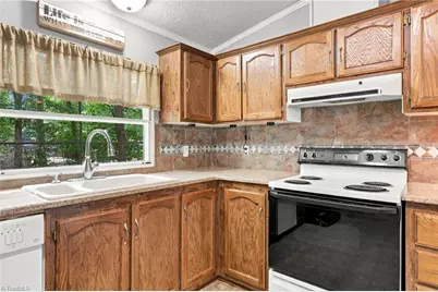7705 Thomas Road, Stokesdale, NC 27357 - Photo 17