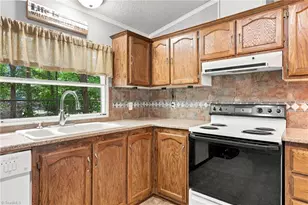 7705 Thomas Rd, Stokesdale, NC 27357 - Photo 17