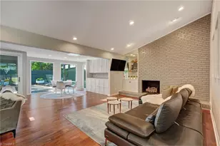 105 Falkener Dr, Greensboro, NC 27410 - Photo 5