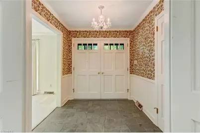 108 Cottonwood Drive, Jamestown, NC 27282 - Photo 3