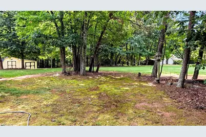 1096 Tuttle Road, Rural Hall, NC 27045 - Photo 11