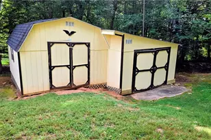 1096 Tuttle Rd, Rural Hall, NC 27045 - Photo 25